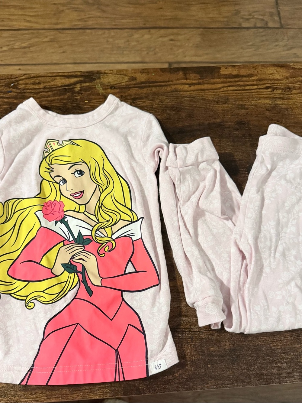 Baby Gap Disney Princess Aurora Pink Kids Pajama Set size 5t